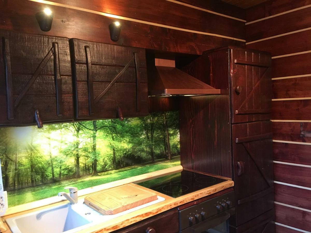 Holzhaus Trollbluemchen Am Wald Und See Нойрупин Екстериор снимка