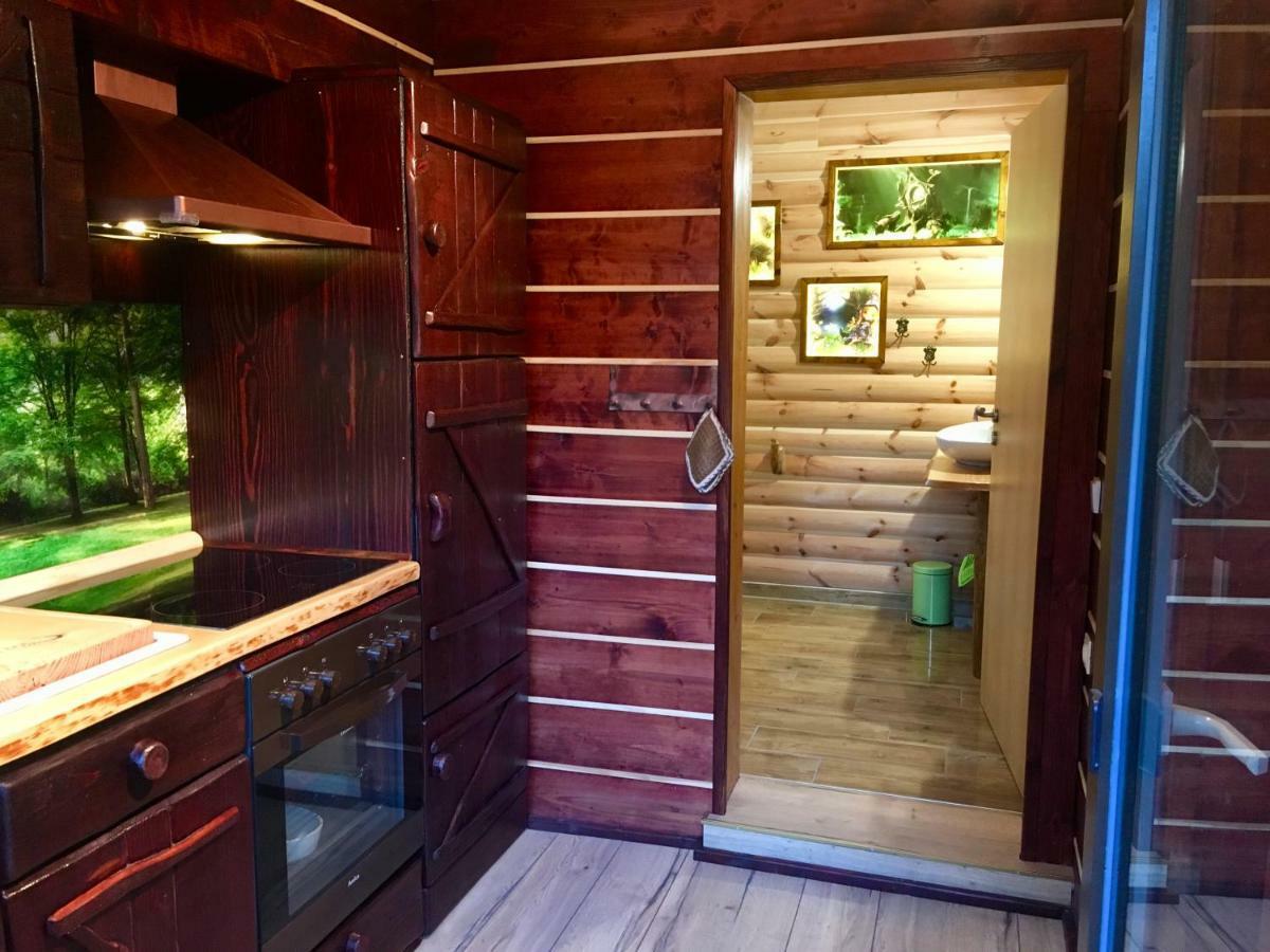 Holzhaus Trollbluemchen Am Wald Und See Нойрупин Екстериор снимка